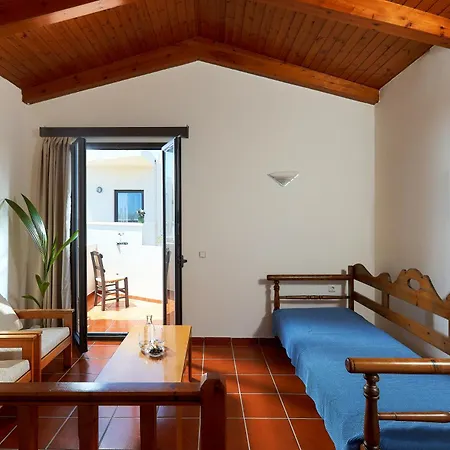 Hotel de apartamente Creteco & 4*