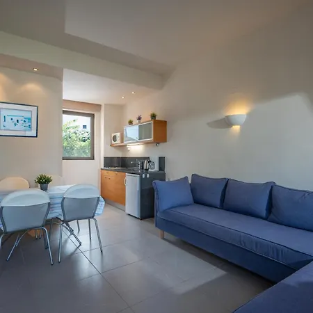 Creteco & Hotel de apartamente 4*